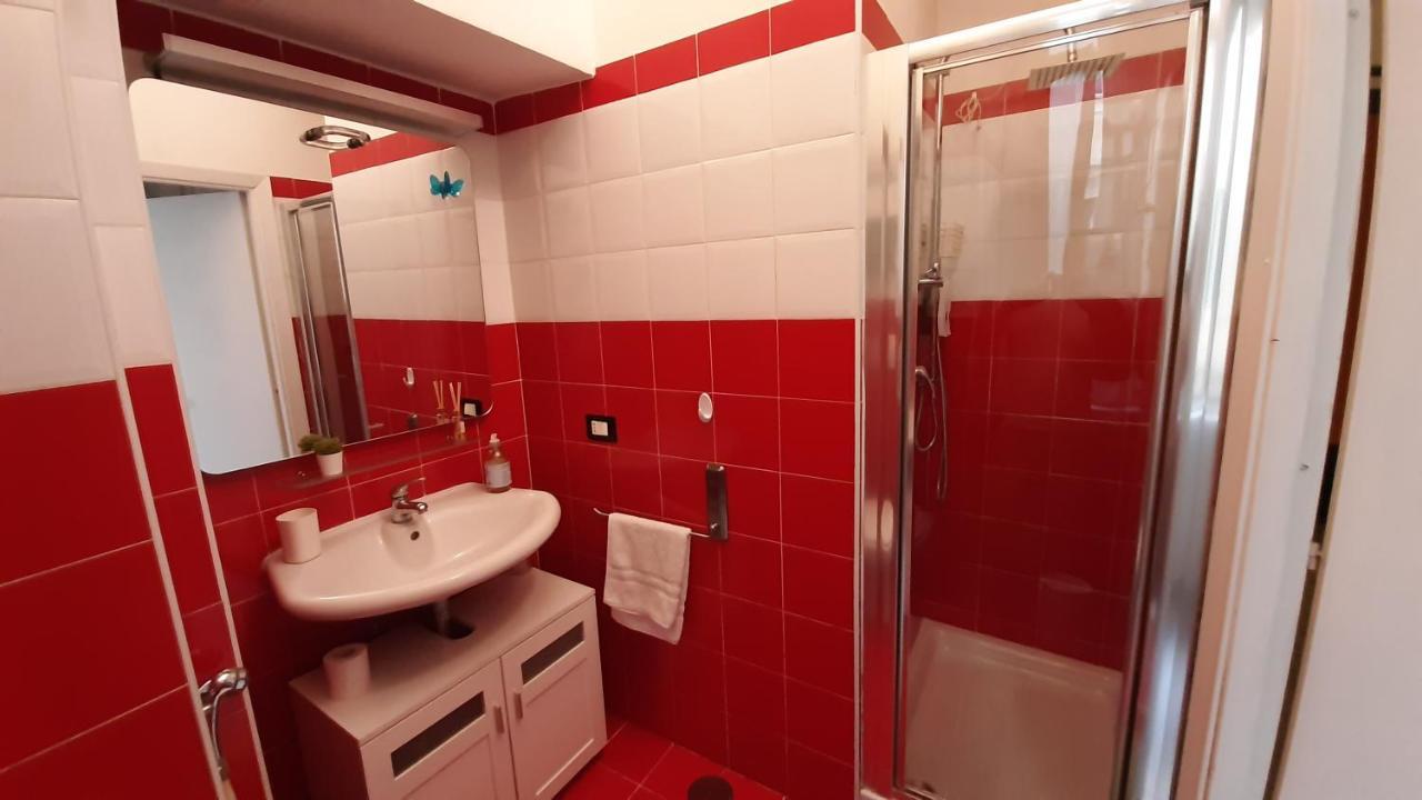 Colosseo B&B Рим Екстериор снимка