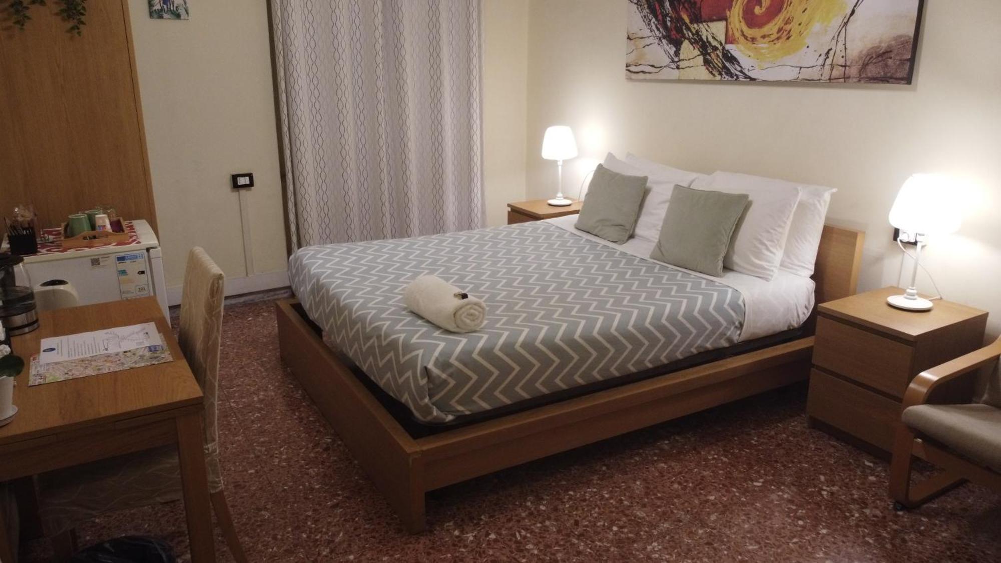 Colosseo B&B Рим Екстериор снимка